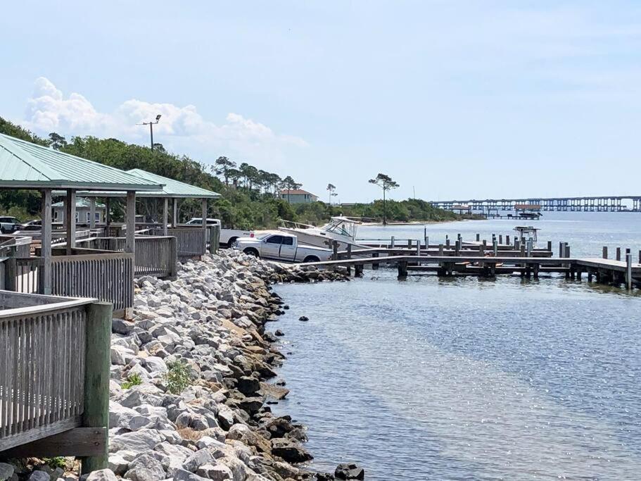 Life'S A Breeze - Updated 3Br 5Min To Pcola Beach Gulf Breeze Zewnętrze zdjęcie